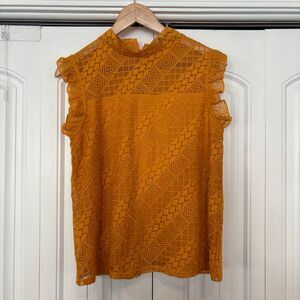 Calligraphie Gold‎ Top Size Medium